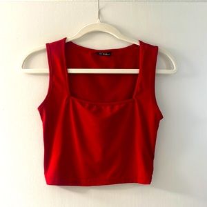 Red square neck cropped tank top. Size: Small. Brand: Shein